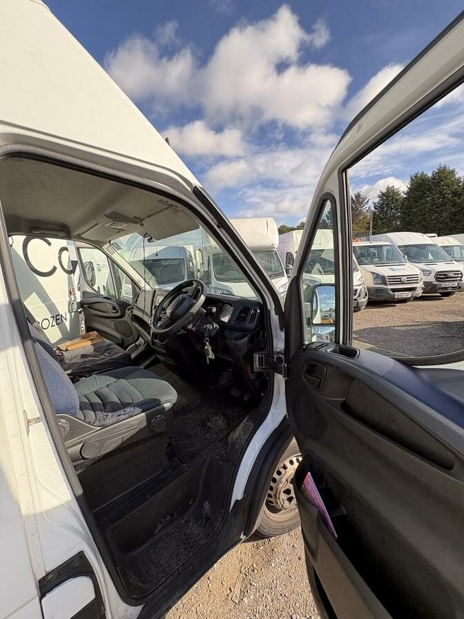 2020 Iveco Daily – Model: Daily 35S14v Semi-Auto – HY20TXF