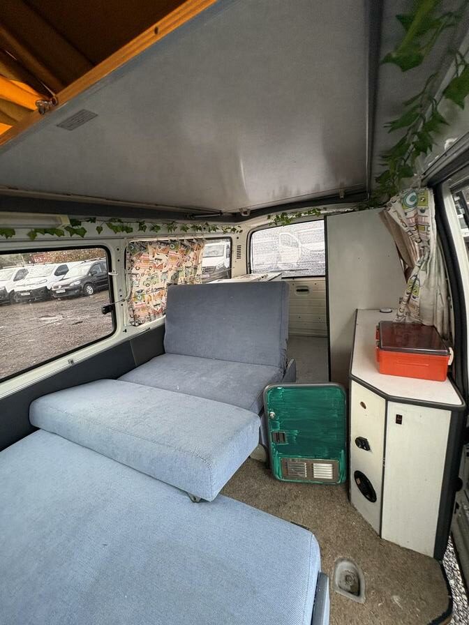 1995 Toyota HIAce – Model: Hiace – M545BSW
