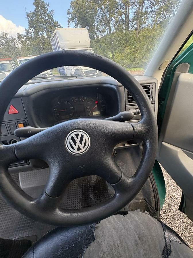 1999 Volkswagen Transporter – Model: Transporter TDI SWB – V41GCS