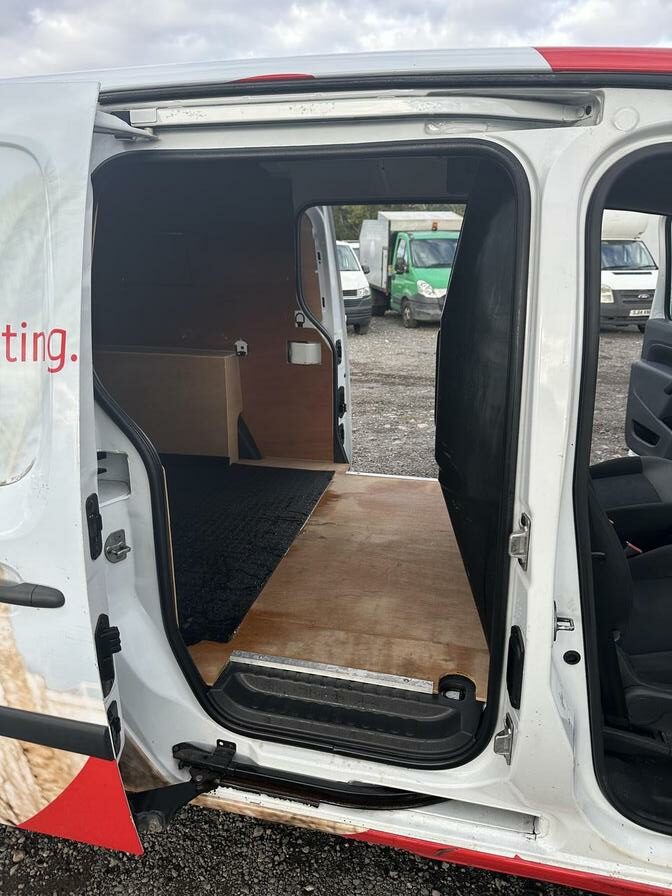 2018 Renault Kangoo Maxi – Model: Kangoo Maxi LL21 Business Energy dCi – BD18RZF