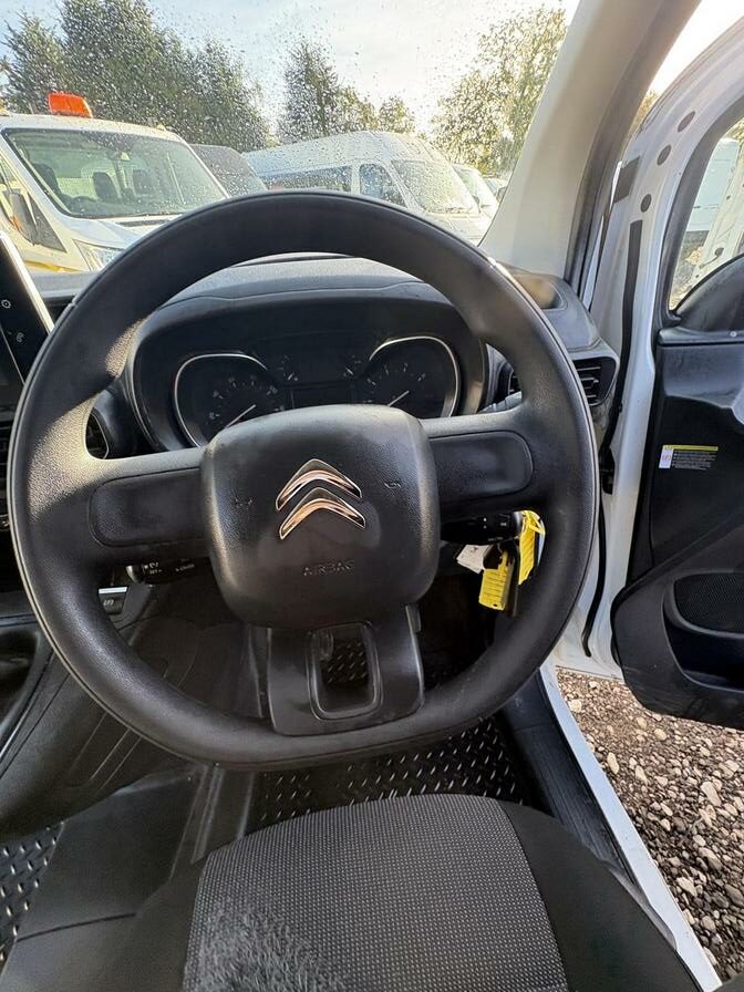 2022 Citroen Berlingo – Model: Berlingo 1000 Enterprise Professional Blue HDi – MD71YJM