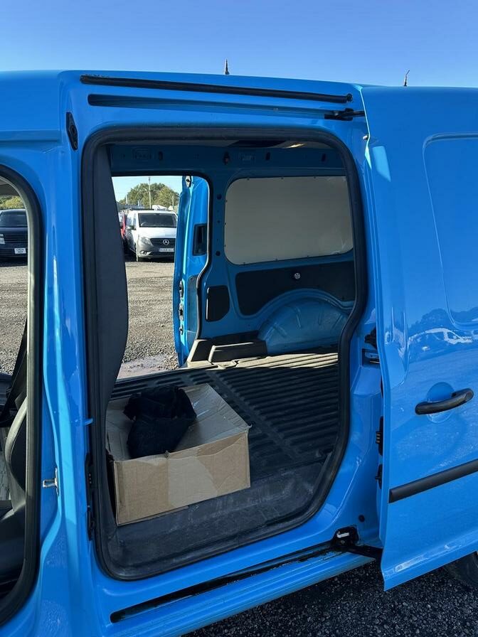 2011 Volkswagen Caddy MaxI – Model: Caddy Maxi C20 TDI – FG61RSZ