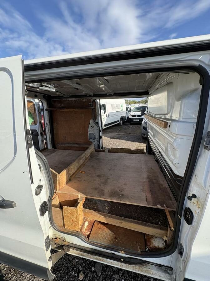 2016 Renault Trafic – Model: Trafic SL27 Business+ Energy dCi – LX66OMA