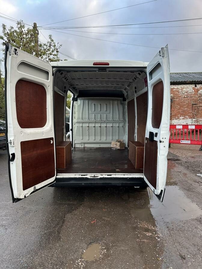 2020 Citroen Relay – Model: Relay 35 L2H2 Enterprise Blue HDi S/S – ML70NXB