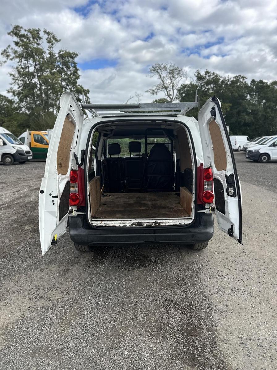 2012 Citroen Berlingo – Model: Berlingo 625 LX HDi – PN12YJZ