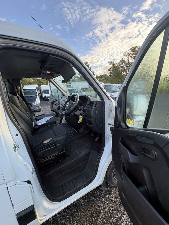 2022 Renault Master – Model: Master LL35 Business Blue dCi – FX72CYP