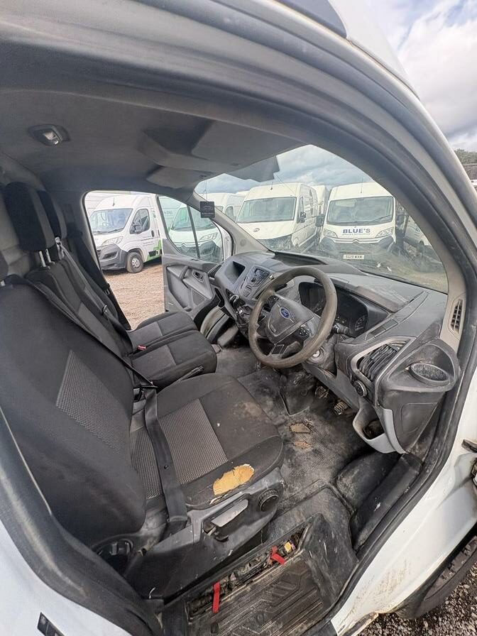 2014 Ford Transit Custom – Model: Transit Custom 290 E-Tech – TFZ9726
