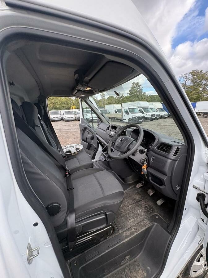 2022 Nissan Interstar – Model: Interstar Acenta dCi – BJ22YYR