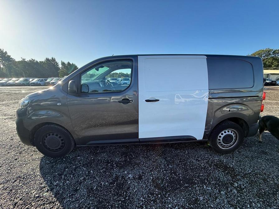 2021 Citroen Dispatch – Model: Dispatch 1400 Enterprise Professional Blue HDi S/S – LV71ZWZ