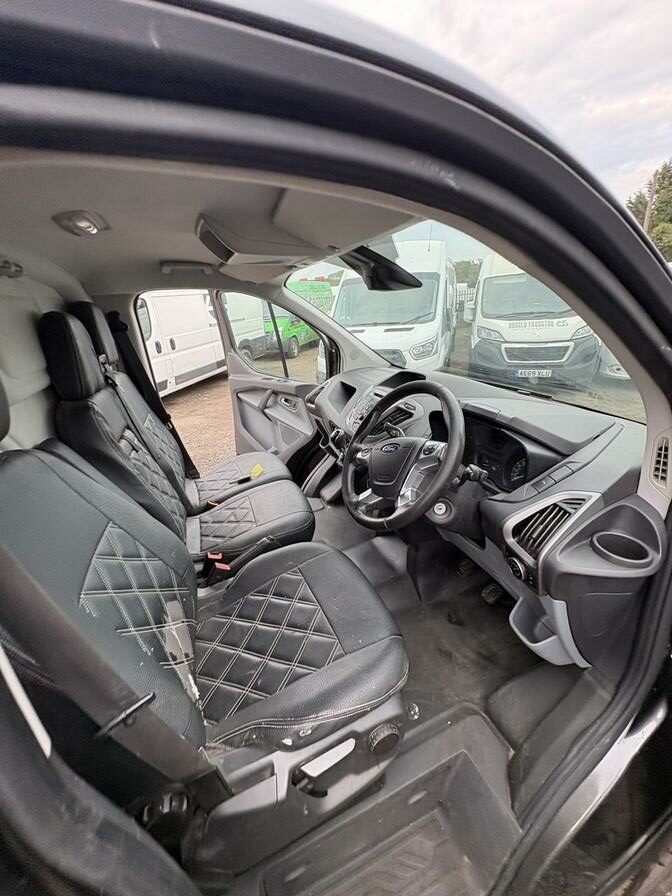 2018 Ford Transit Custom – Model: Transit Custom 270 Trend – YR18WAO