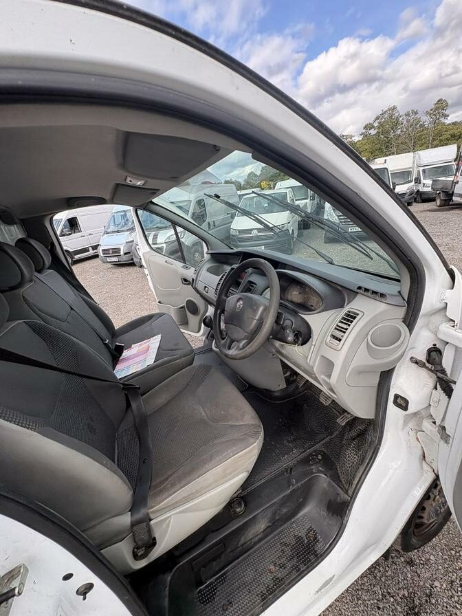 2011 Vauxhall Vivaro – Model: Vivaro 2700 CDTi 89 SWB – PE61XHN