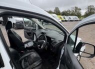 2015 Ford Tourneo Connect – Model: Tourneo Connect Style TDCi – YB15VWT
