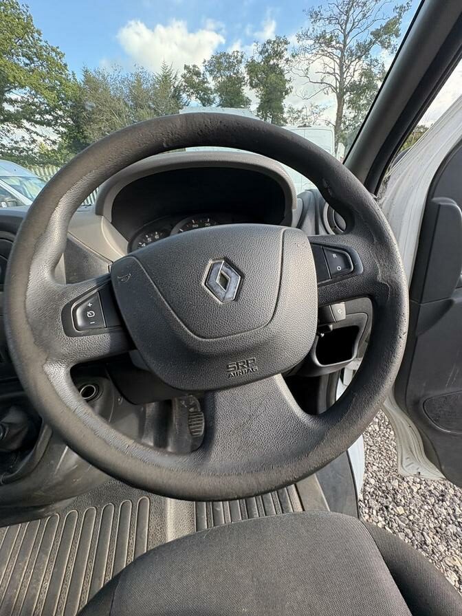 2013 Renault Master – Model: Master 125.35 LWB – BX13HDN