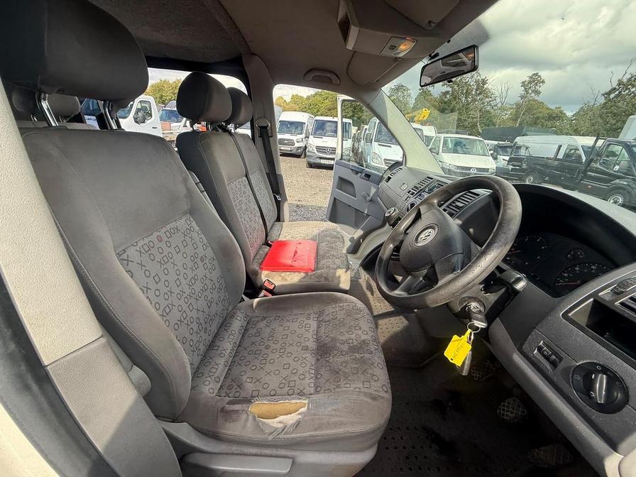 2008 Volkswagen Transporter – Model: Transporter T26 84 TDI SWB – VN08BYV