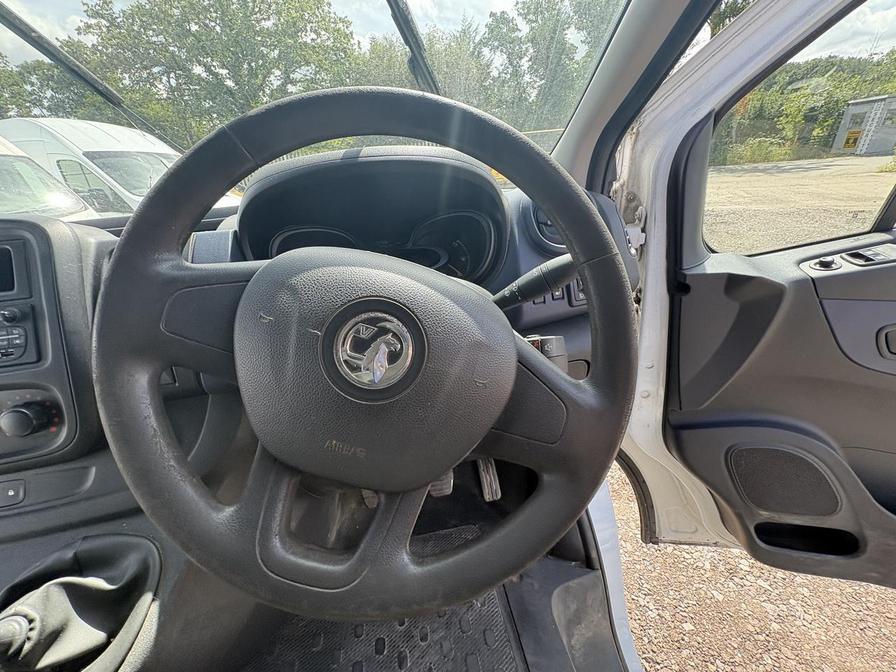 2015 Vauxhall Vivaro – Model: Vivaro  2900 CDTI – DS15EPK