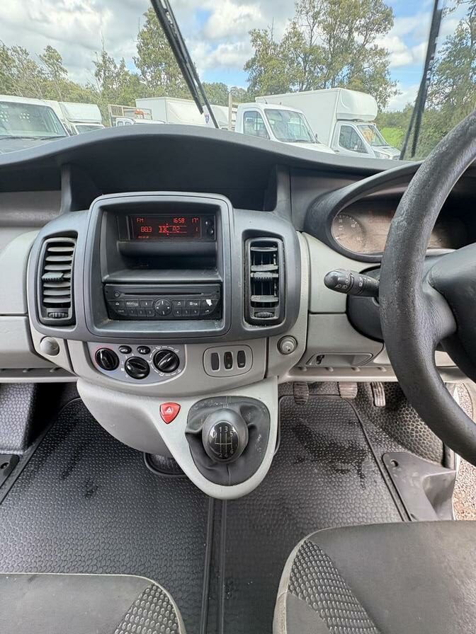 2011 Vauxhall Vivaro – Model: Vivaro 2700 CDTi 89 SWB – PE61XHN