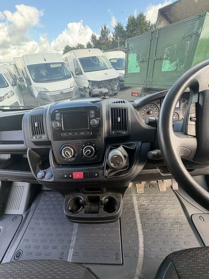 2019 Citroen Relay – Model: Relay 35 L3H2 Enterprise Blue HDi – CN19DXW