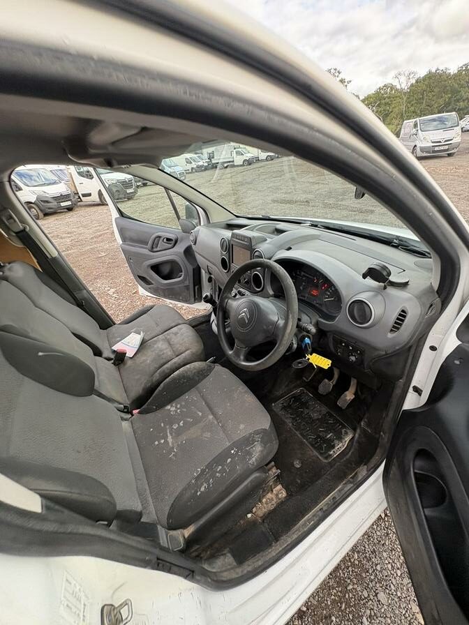2018 Citroen Berlingo – Model: Berlingo 750 LX Blue HDi – PN18FEF
