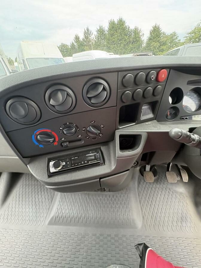 2002 Iveco Daily – Model: Daily 2000 35S11 LWB – WK02XEC