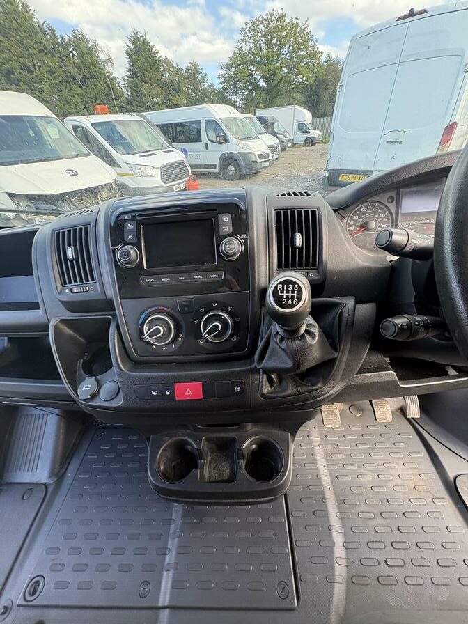 2019 Peugeot Boxer – Model: Boxer 335 Professional L2H2 Blue HDi – KP69RVL