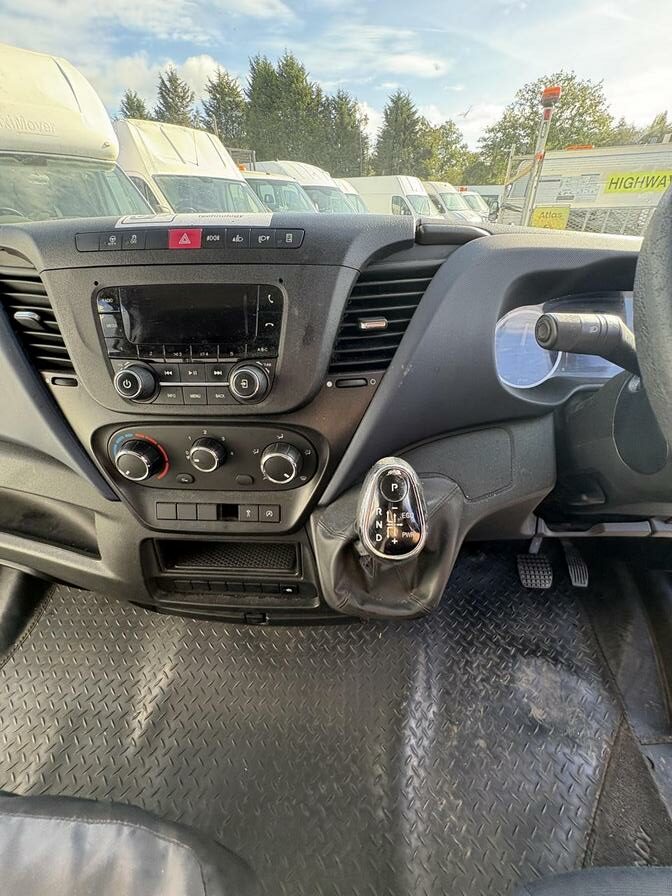 2020 Iveco Daily – Model: Daily 35S14v Semi-Auto – HY20TXF