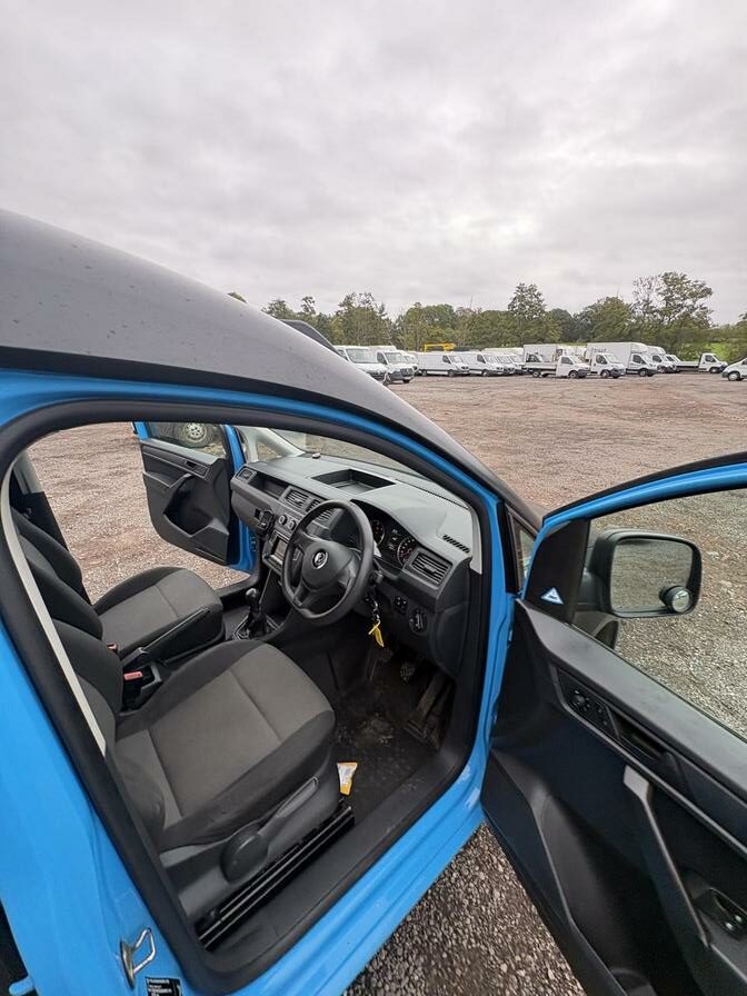 2016 Volkswagen Caddy – Model: Caddy Maxi C20 Startline TDI – PK16PWY