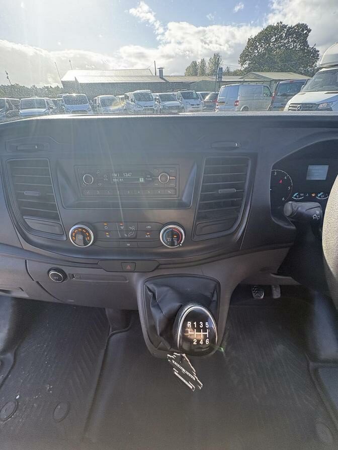 2018 Ford Transit Custom – Model: Transit Custom 320 Base – BL18ANR