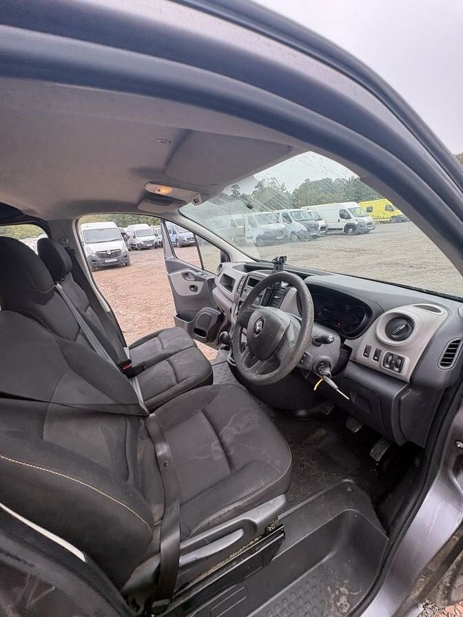 2015 Renault Trafic – Model: Trafic SL27 Business+ dCi – DN15HZT