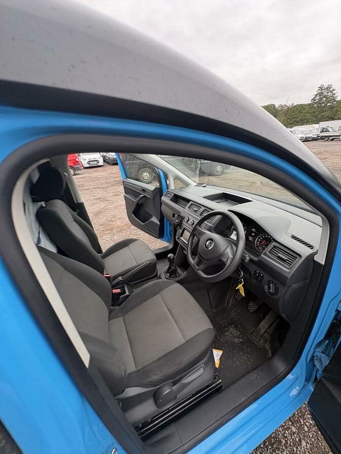 2016 Volkswagen Caddy – Model: Caddy Maxi C20 Startline TDI – PK16PWY