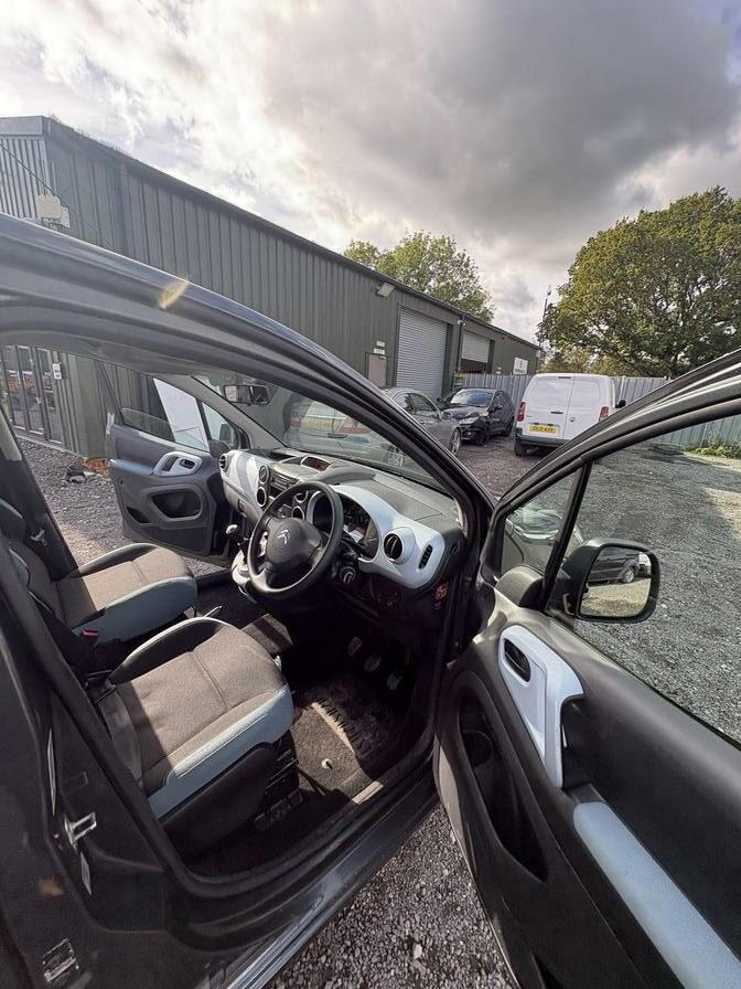 2015 Citroen Berlingo Multispace – Model: Berlingo Multispace VTR HDi – SK15OMT
