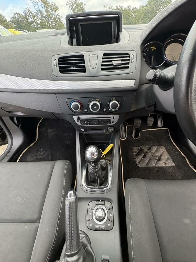 2013 Renault Megane – Model: Megane Dynamique TT Energy dCi S/S – LV13ZVR