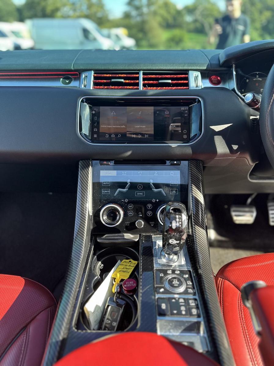 2015 Land Rover Range Rover Sport – Model: Range Rover Sport HSE Dynamic SDV6 Auto – J888RCK