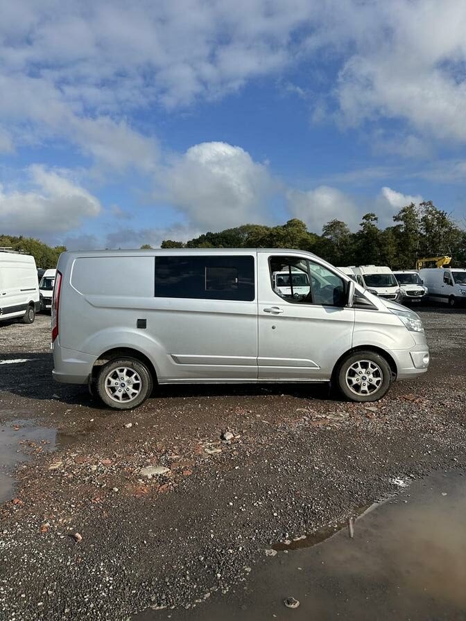 2014 Ford Transit Custom – Model: Transit Custom 270 Limited E-Tech – SF14XLH