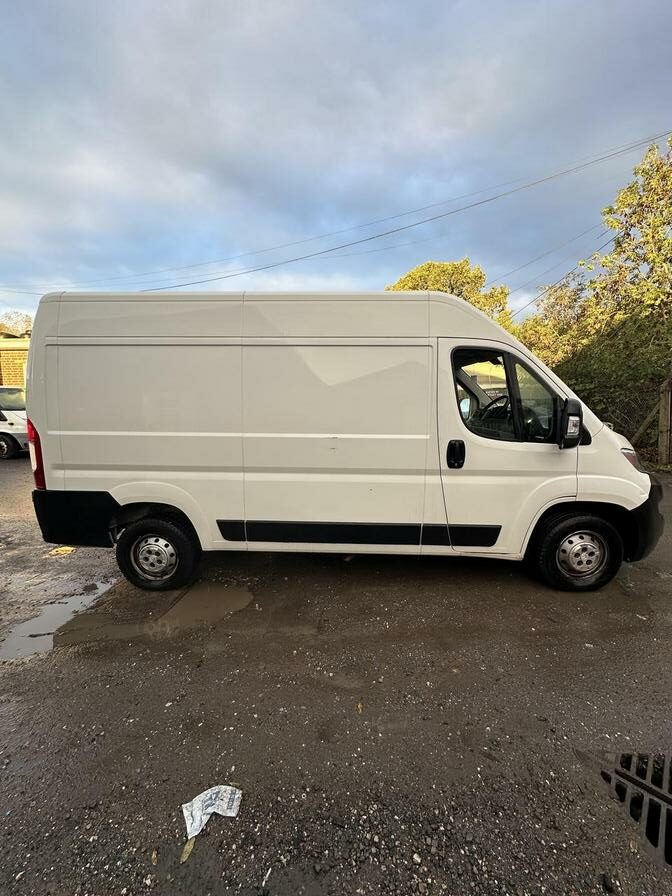 2020 Citroen Relay – Model: Relay 35 L2H2 Enterprise Blue HDi S/S – ML70NXB