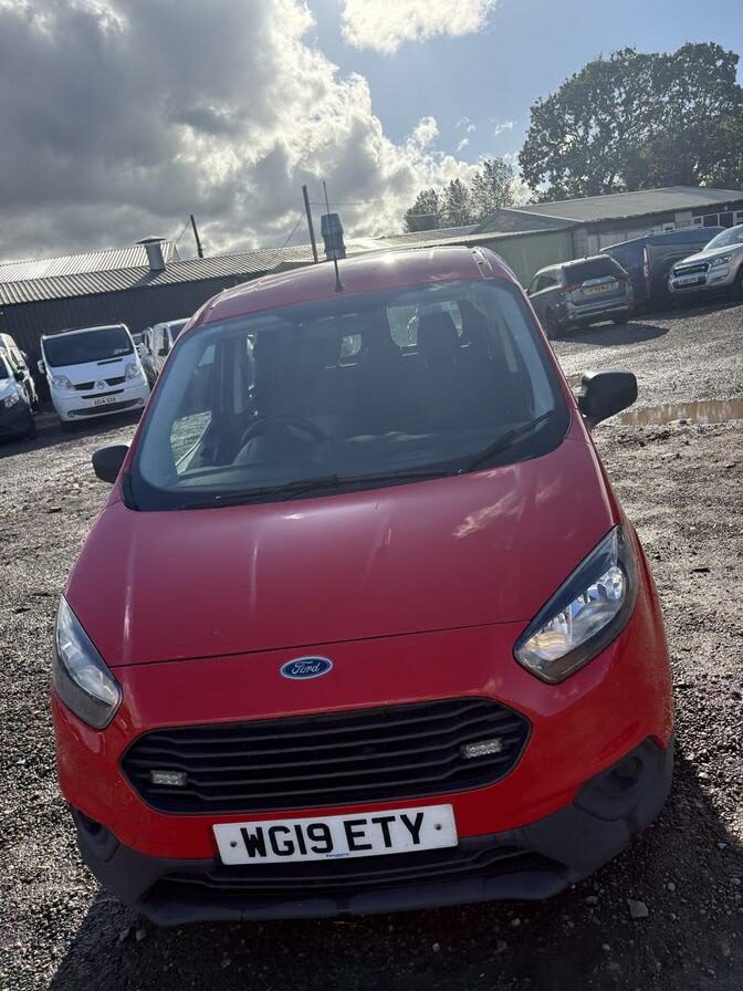 2019 Ford Transit Courier – Model: Transit Courier Base Kombi TDCi – WG19ETY