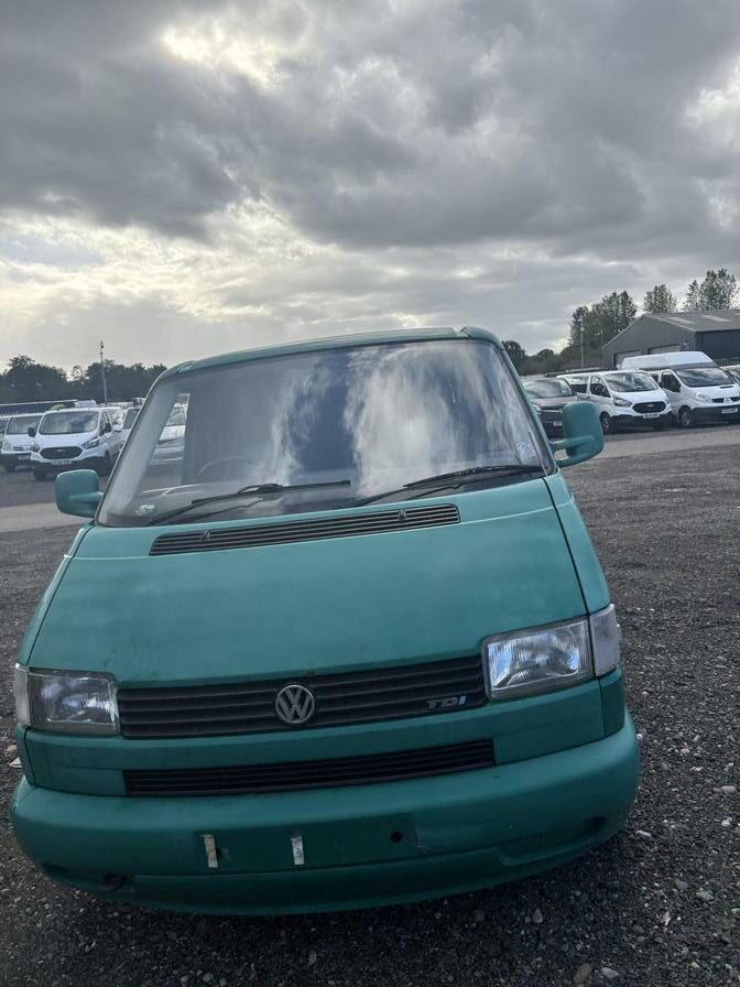 1999 Volkswagen Transporter – Model: Transporter TDI SWB – V41GCS