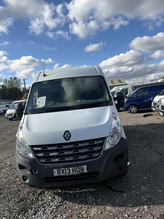 2013 Renault Master – Model: Master 125.35 LWB – BX13HDN