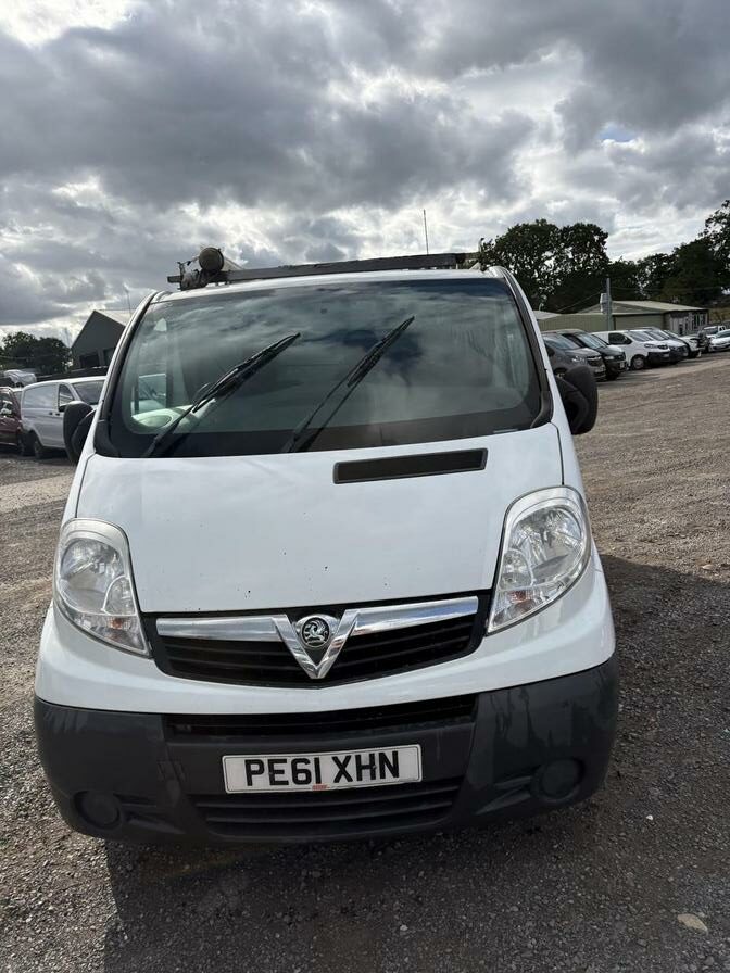 2011 Vauxhall Vivaro – Model: Vivaro 2700 CDTi 89 SWB – PE61XHN