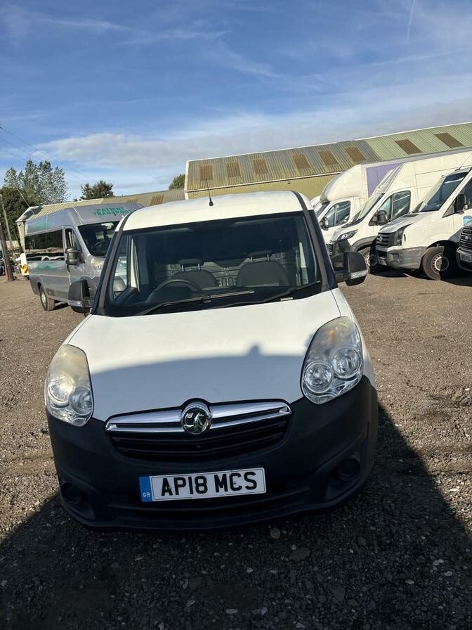 2018 Vauxhall Combo – Model: Combo 2300 CDTi – AP18MCS