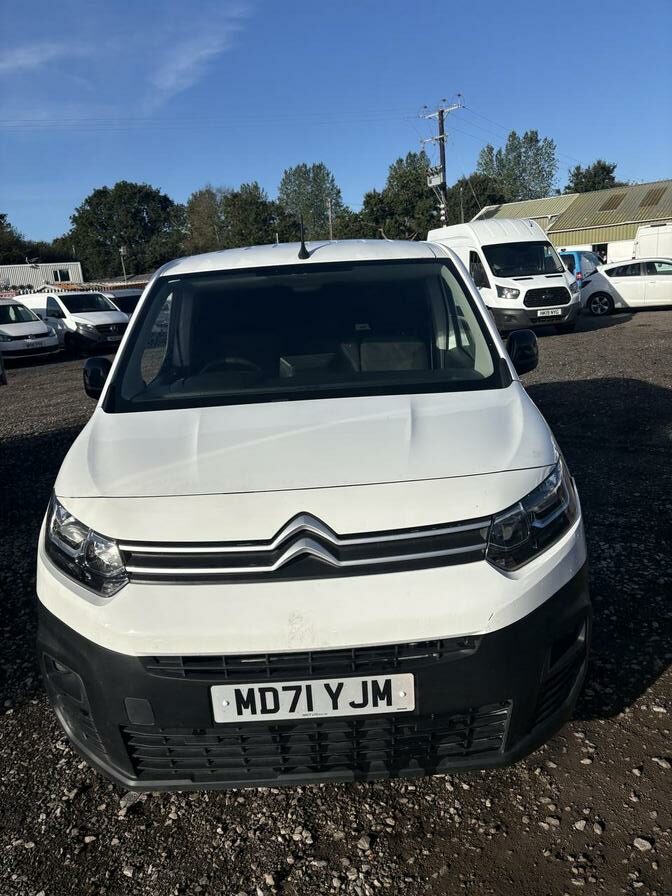 2022 Citroen Berlingo – Model: Berlingo 1000 Enterprise Professional Blue HDi – MD71YJM
