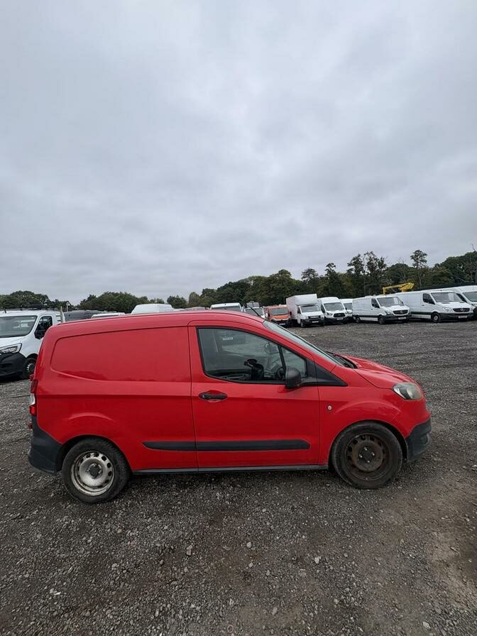 2015 Ford Transit Courier – Model: Transit Courier Base TDCi – YM15VCL