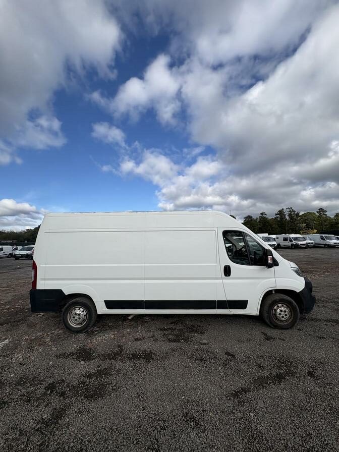 2021 Citroen Relay – Model: Relay 35 L3H2 Enterprise Blue HDi S/S – MM70XDU
