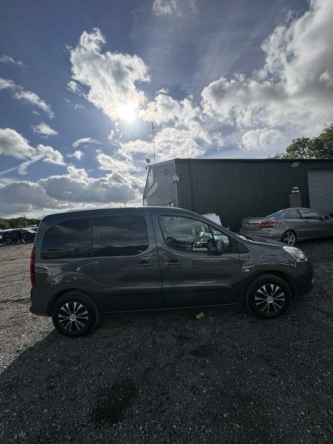 2015 Citroen Berlingo Multispace – Model: Berlingo Multispace VTR HDi – SK15OMT