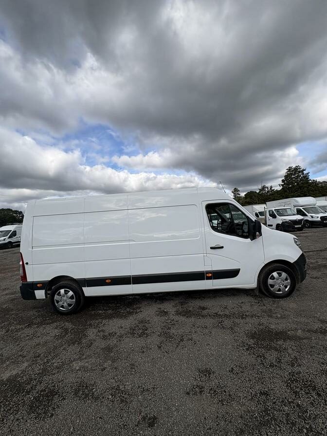 2022 Nissan Interstar – Model: Interstar Acenta dCi – BJ22YYR