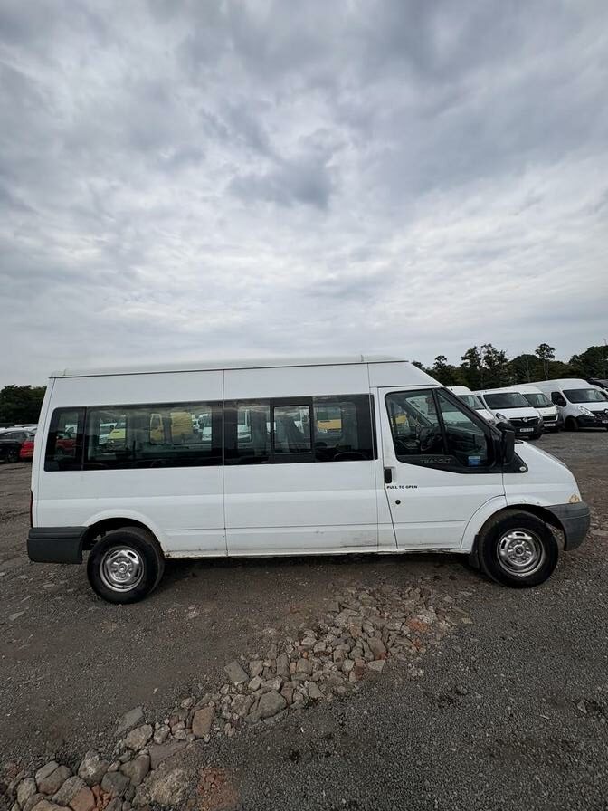 2008 Ford Transit – Model: Transit 100 15-Seat RWD – MH08JRX