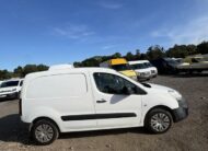 2017 Citroen Berlingo – Model: Berlingo 850 Enterprise Blue HDi – YH17VLZ