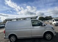 2015 Volkswagen Transporter – Model: Transporter T28 Highline TDI BlueMotion Technology – RJ65VKO