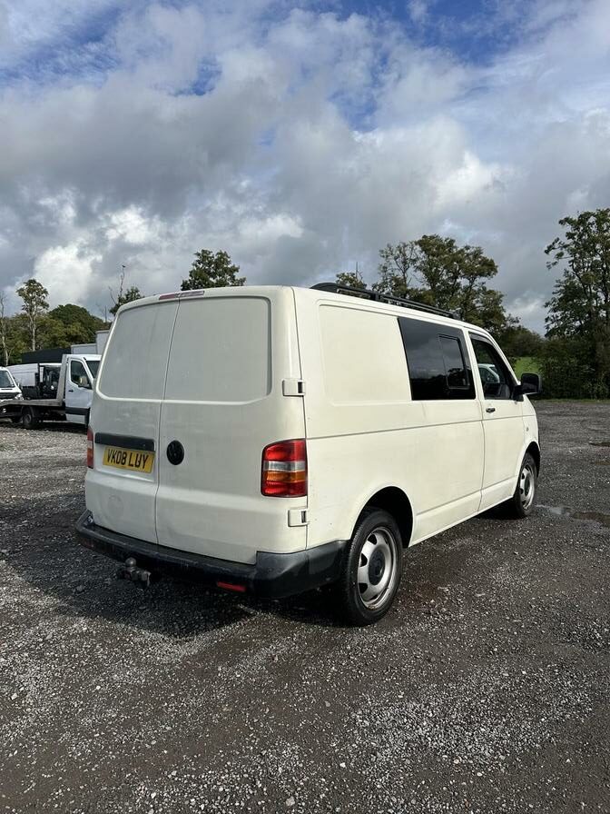 2008 Volkswagen Transporter – Model: Transporter T28 130 TDI SWB – VK08LUY