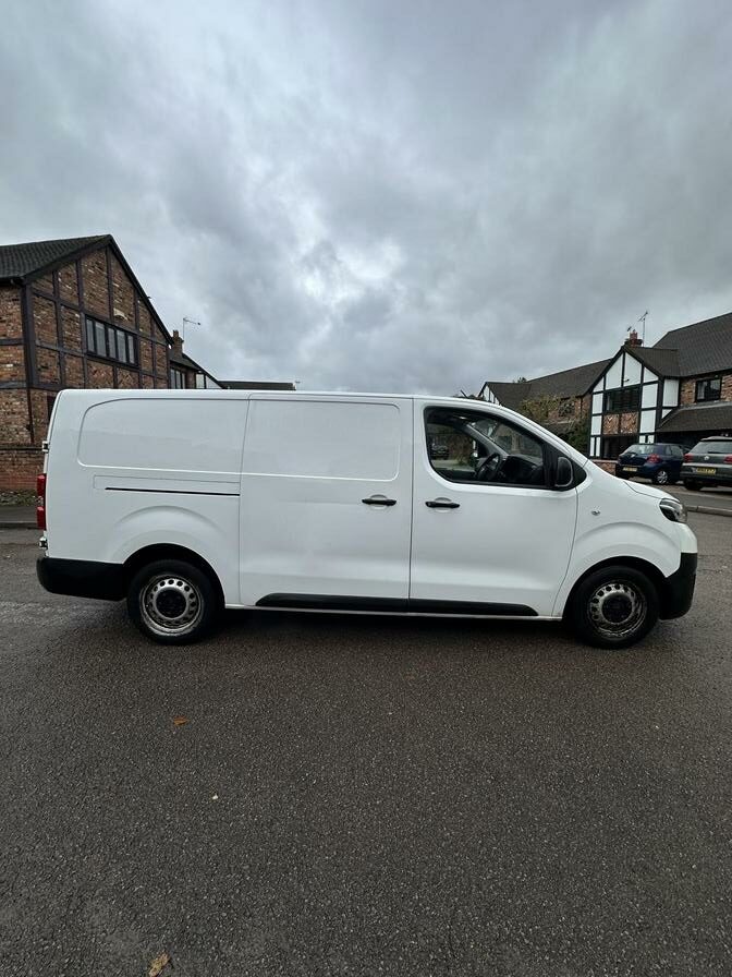 2020 Toyota Proace – Model: Proace Active – FY70MDE