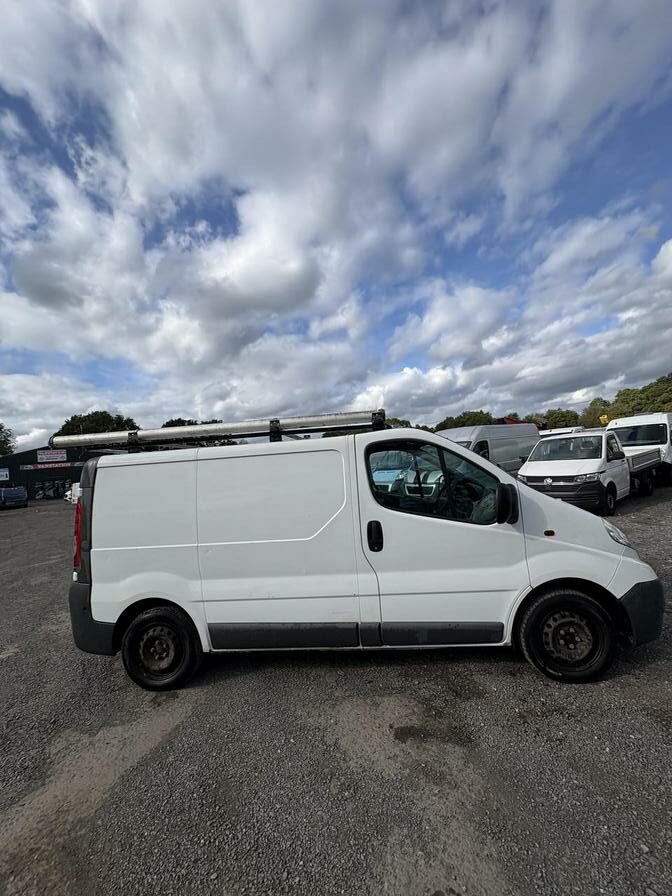 2011 Vauxhall Vivaro – Model: Vivaro 2700 CDTi 89 SWB – PE61XHN